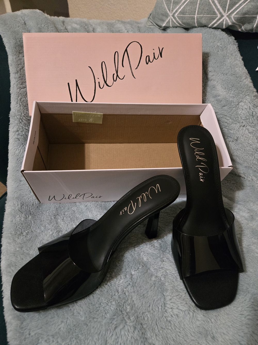 Wild Pair Women's Black Patent Slide Heels